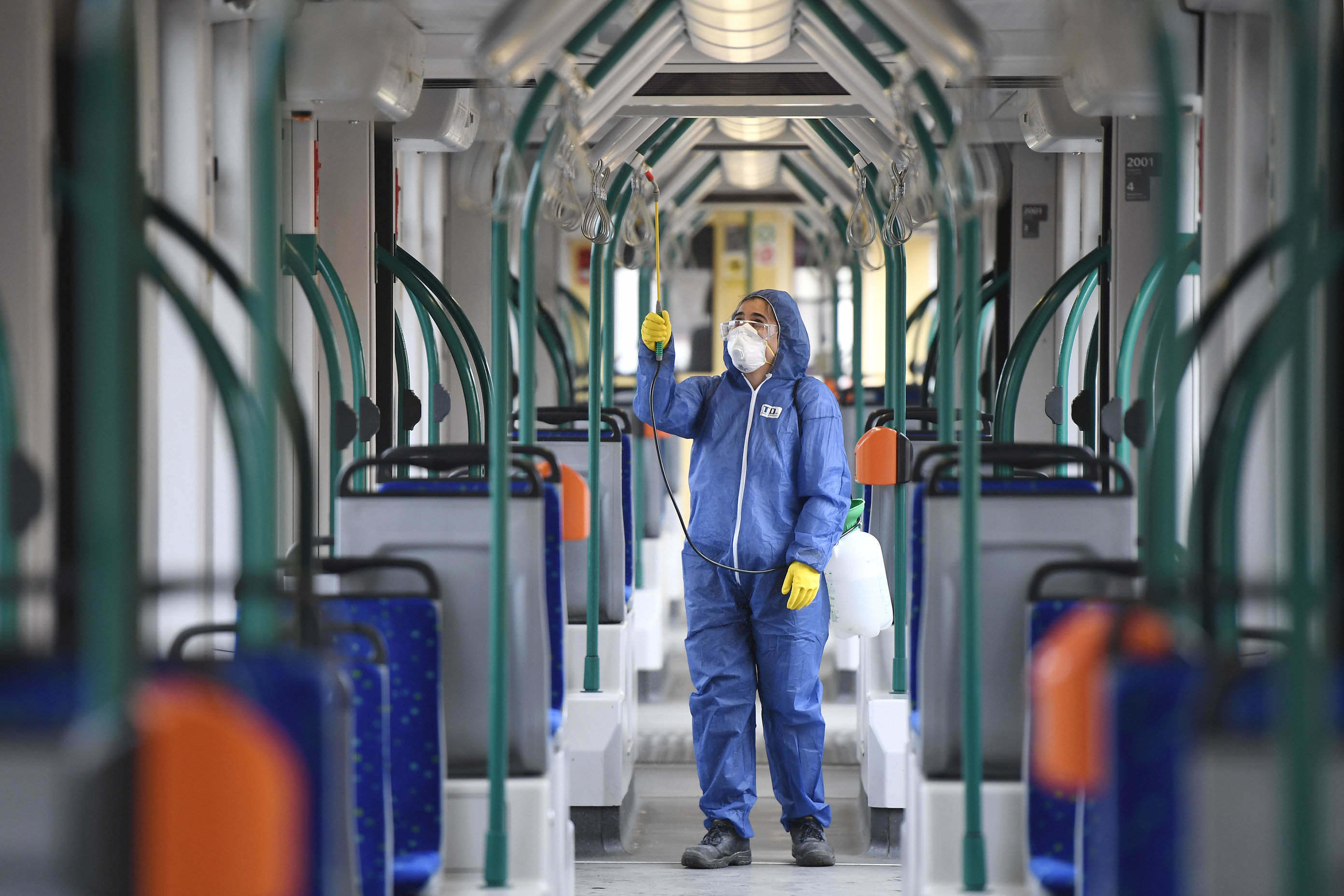 čišćenje tramvaja od koronavirusa
