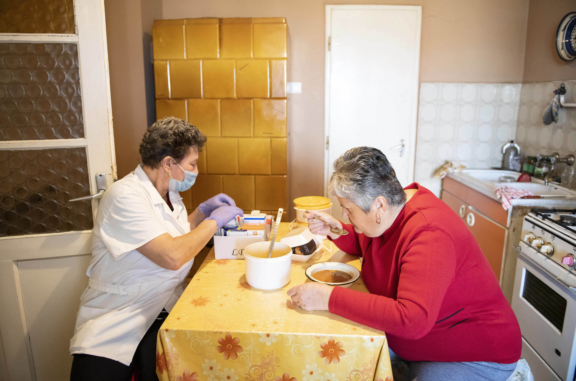 ältere Menschen mit Coronavirus