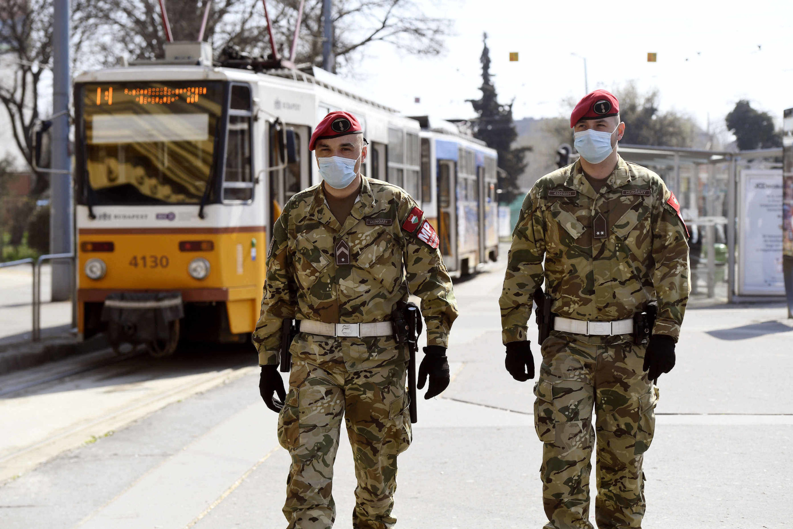 coronavirus curfew guards