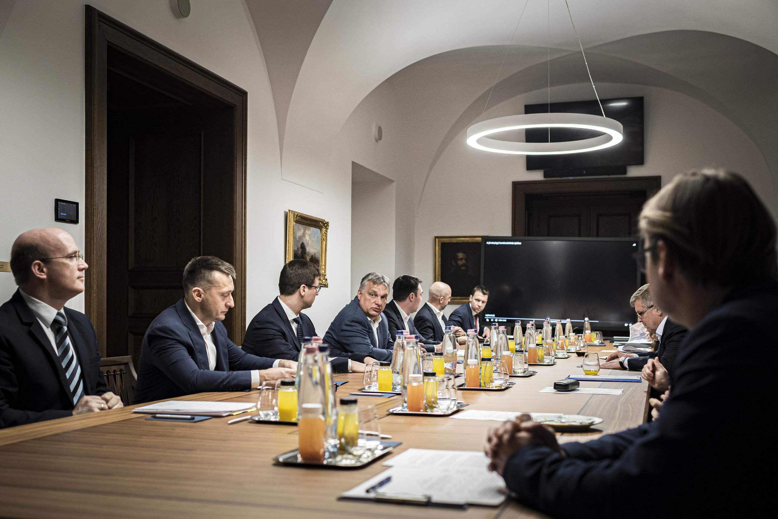 orbán with action groups
