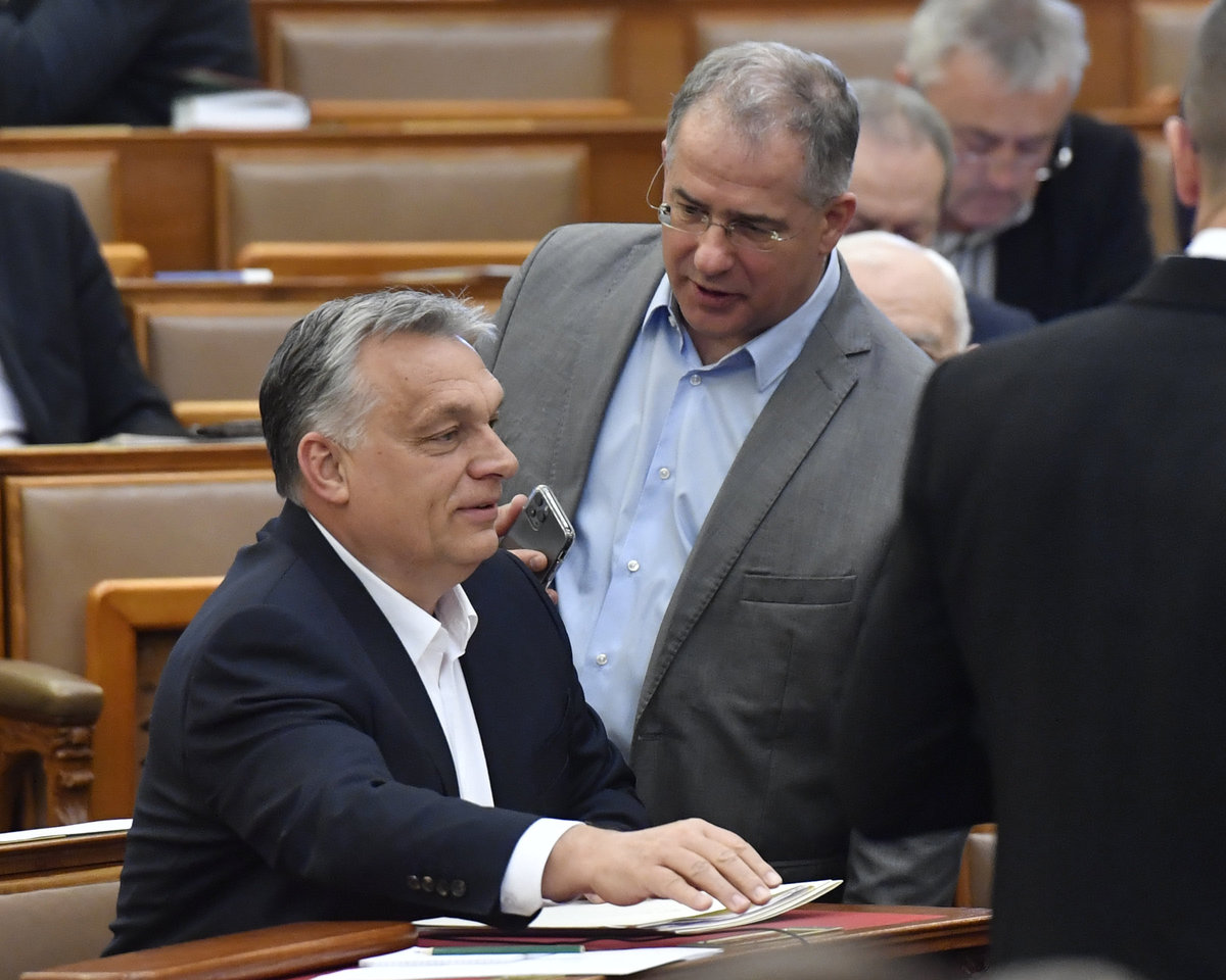 parlament Orbán