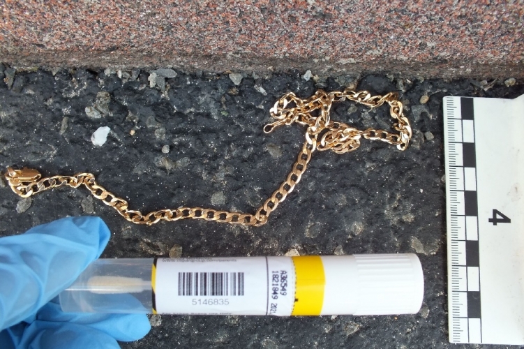 Police Evidence Rendőrségi Bizonyíték Nyaklánc Necklace