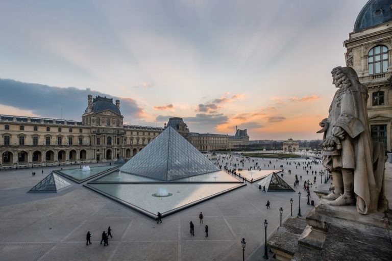 louvre