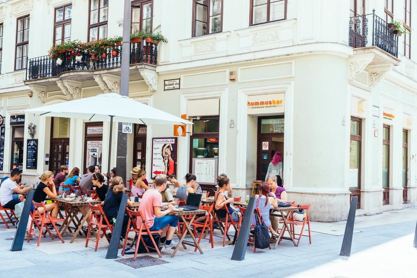 Hummus-Bar-Budapest-vegan