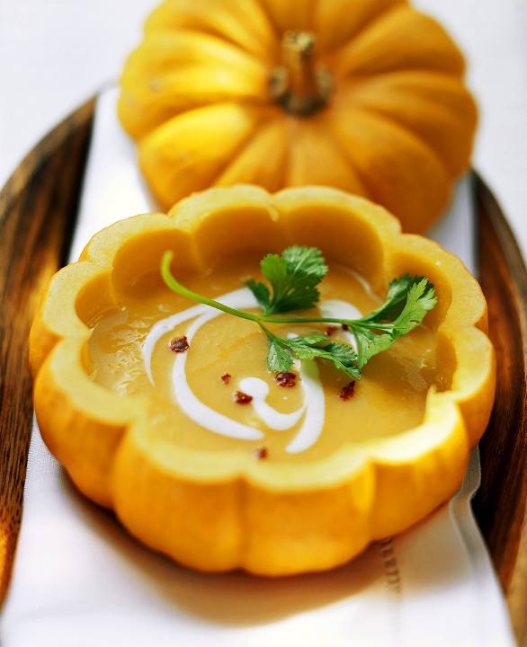 Creamy pumpkin soup-recipe-food-1