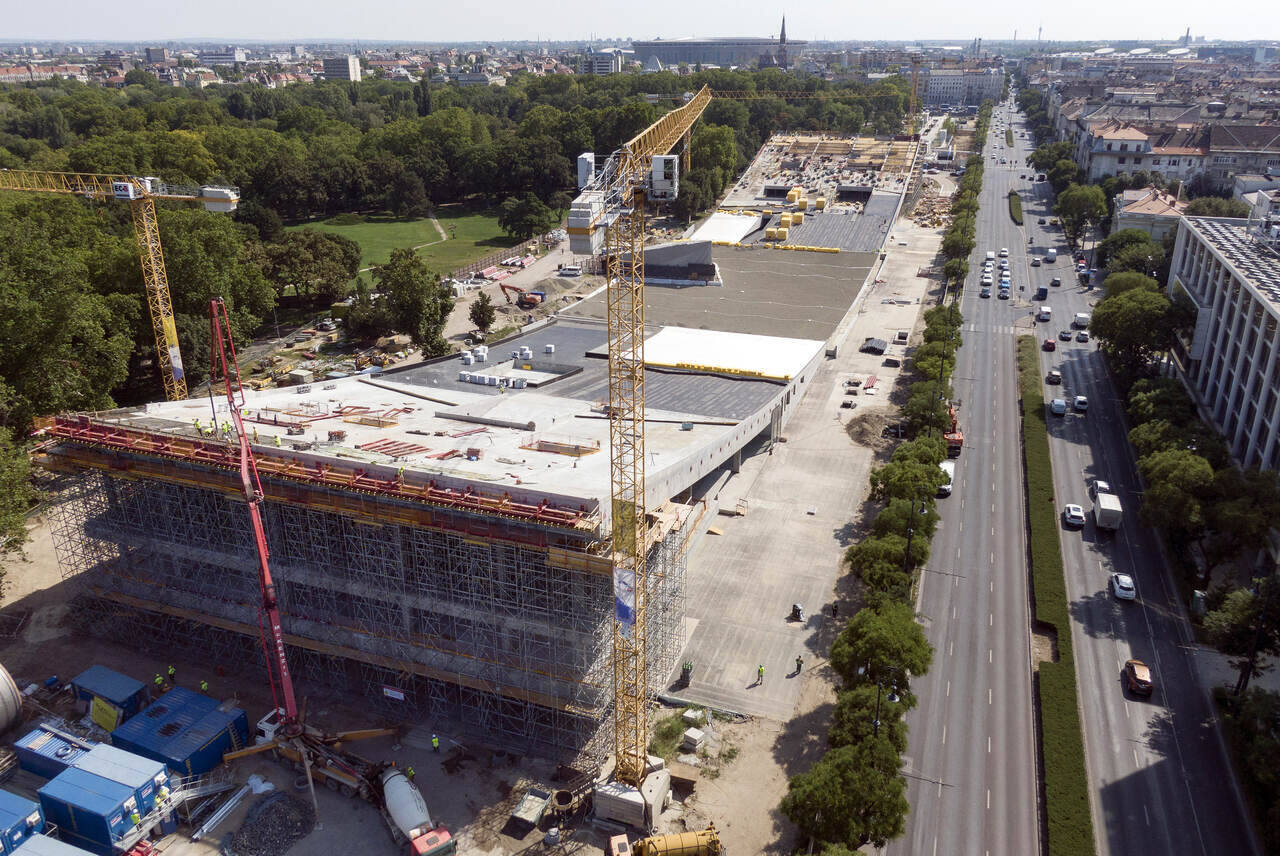 construction-liget-városliget-city-park-budapest