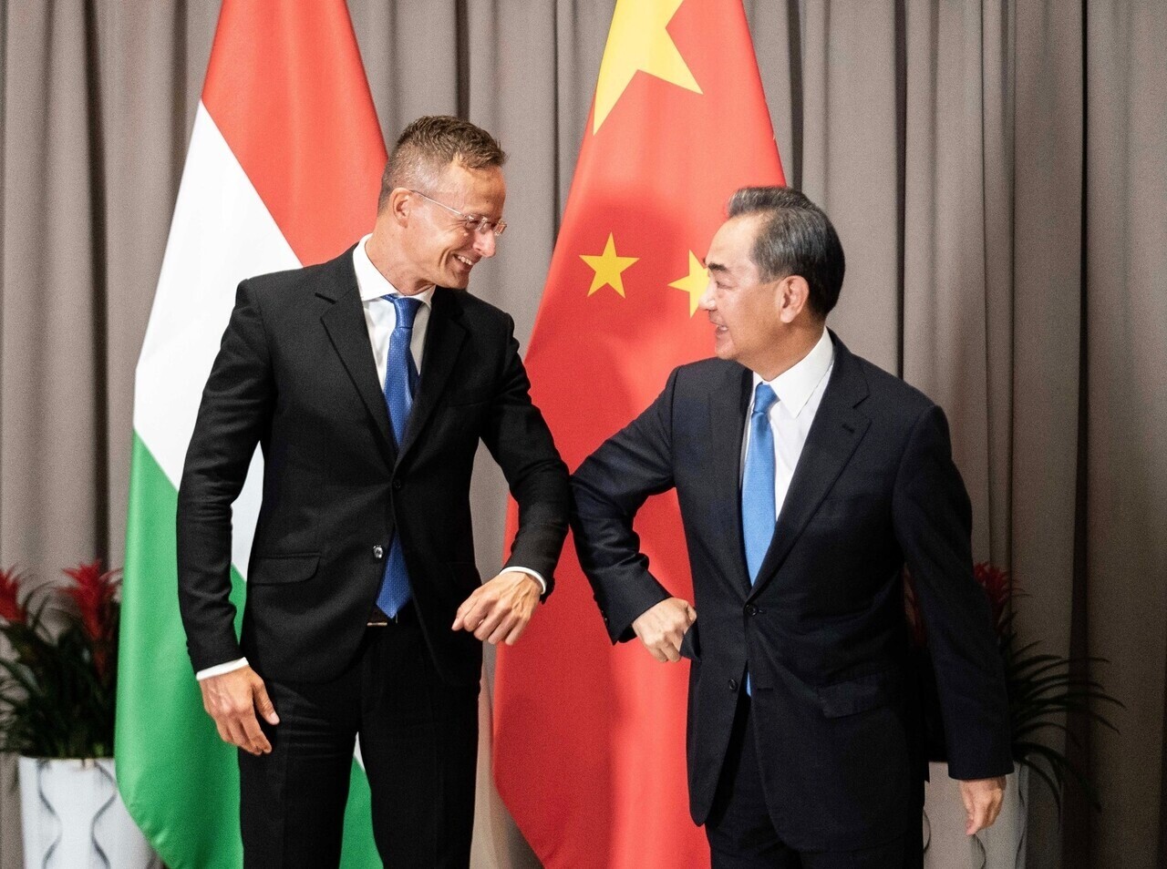 rsz_ungaria-china-cooperare-bani