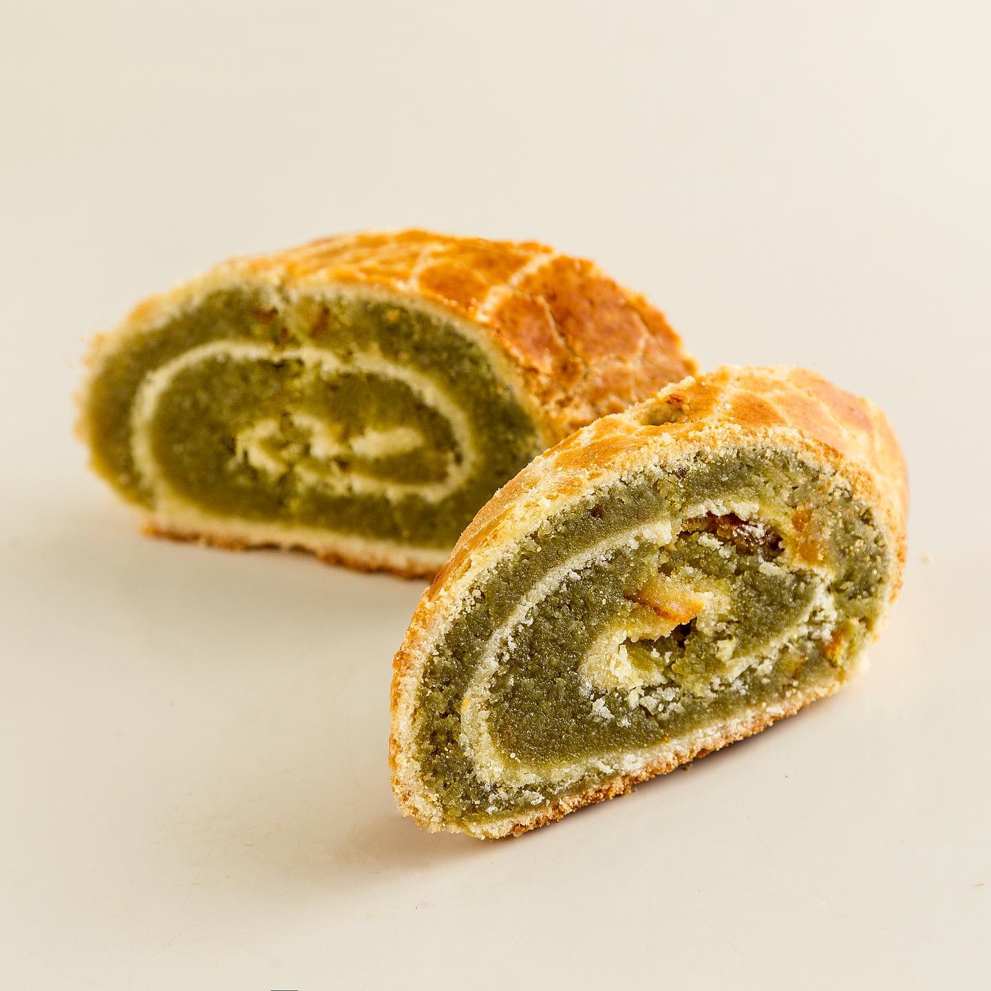 pistachio bejgli