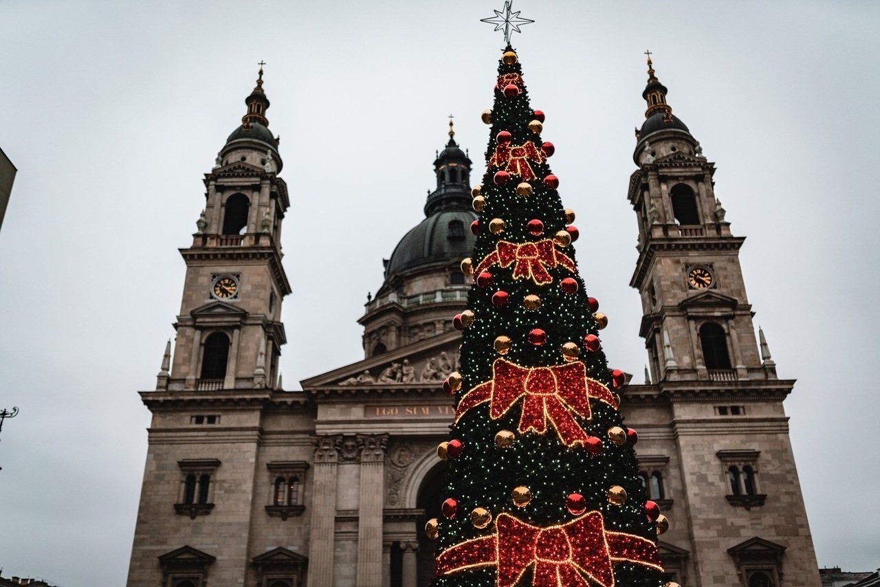 Szent István Bazilika Basilica Christmas Fair Karácsonyi Vásár Tree Fa