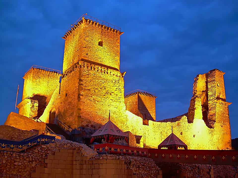 قلعة ديوسغير