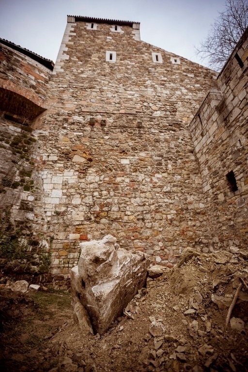 Стіни Будайської фортеці Budai Várfal