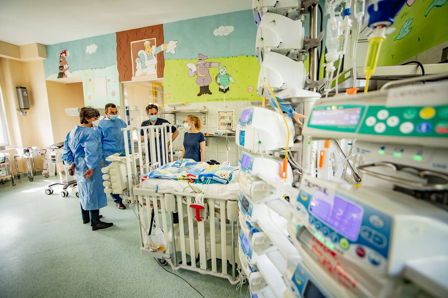 أطفال مستشفى هايم بال
