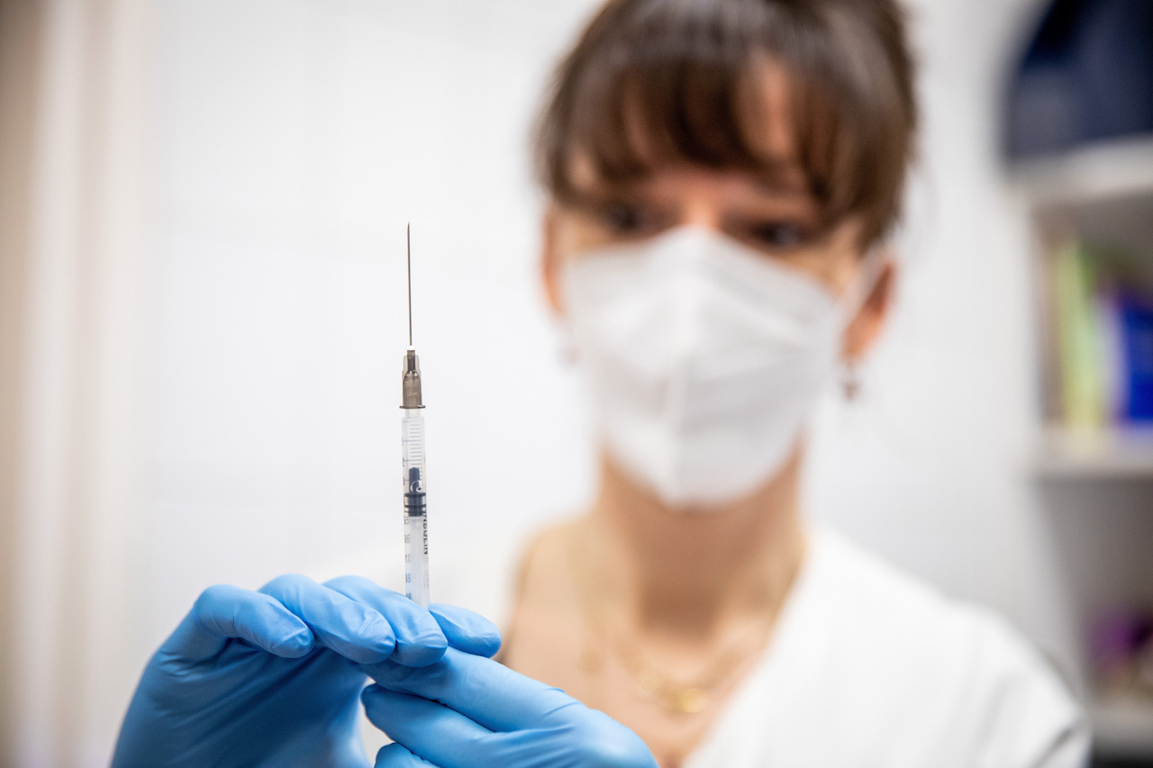 вакцина-угорщина-коронавірус