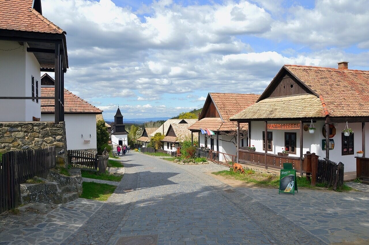 Villaggio della città di Falu Város