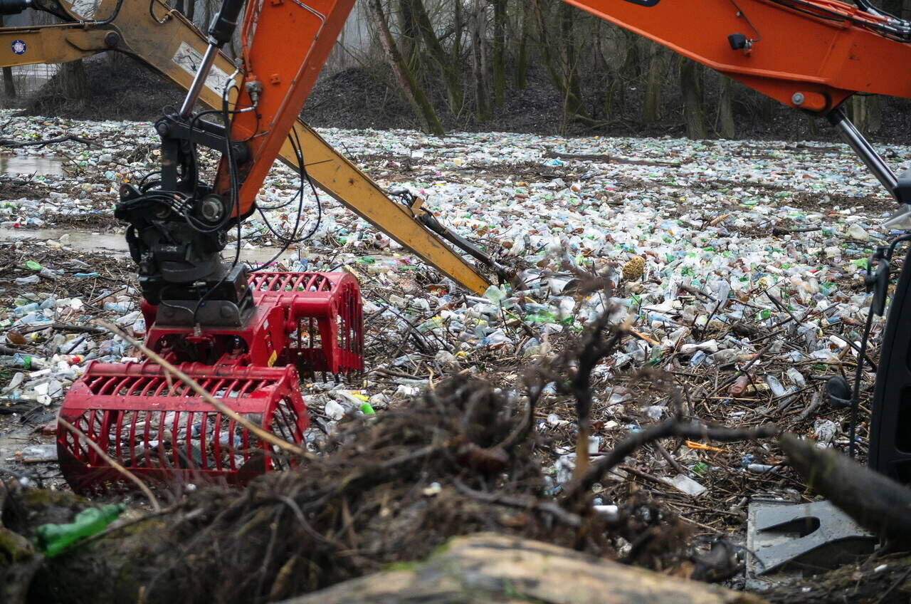 Тиша-река-пластиковые отходы-Венгрия