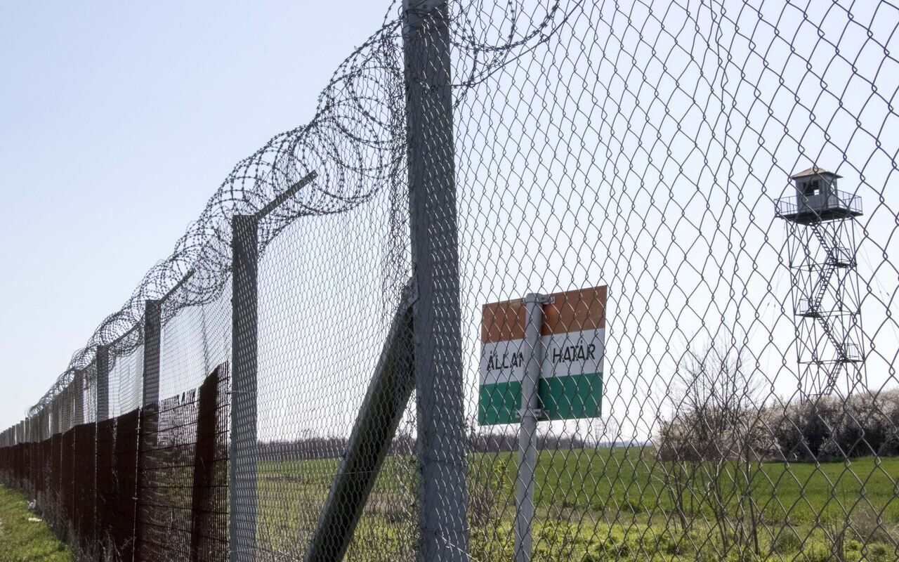 匈牙利圍欄邊界