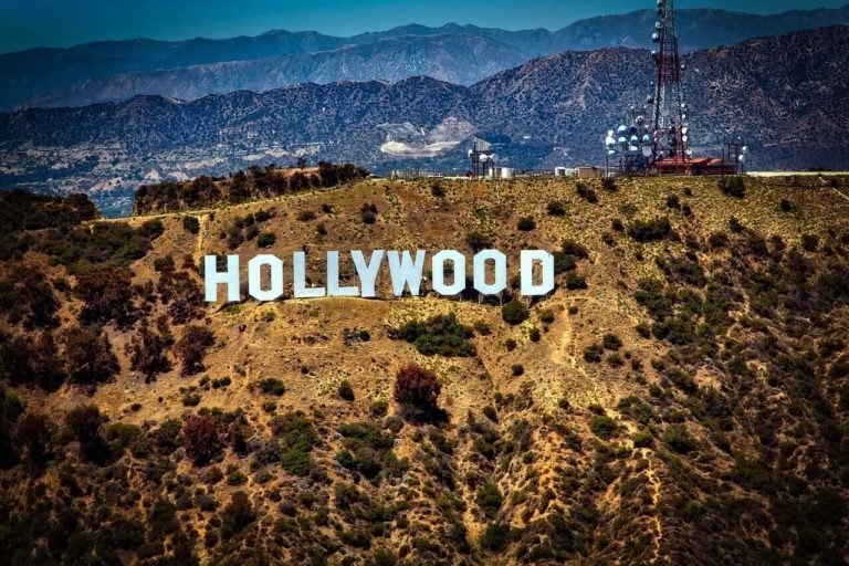 hollywood-sign-hill-america hollywood couple