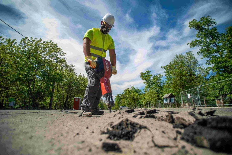 hungarian worker