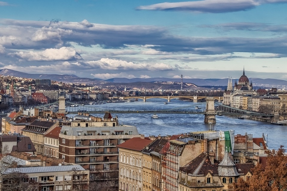 Pohled na Budapešť zimní podzim