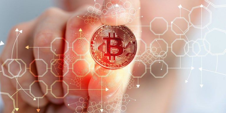 Bitcoin Hungary statue