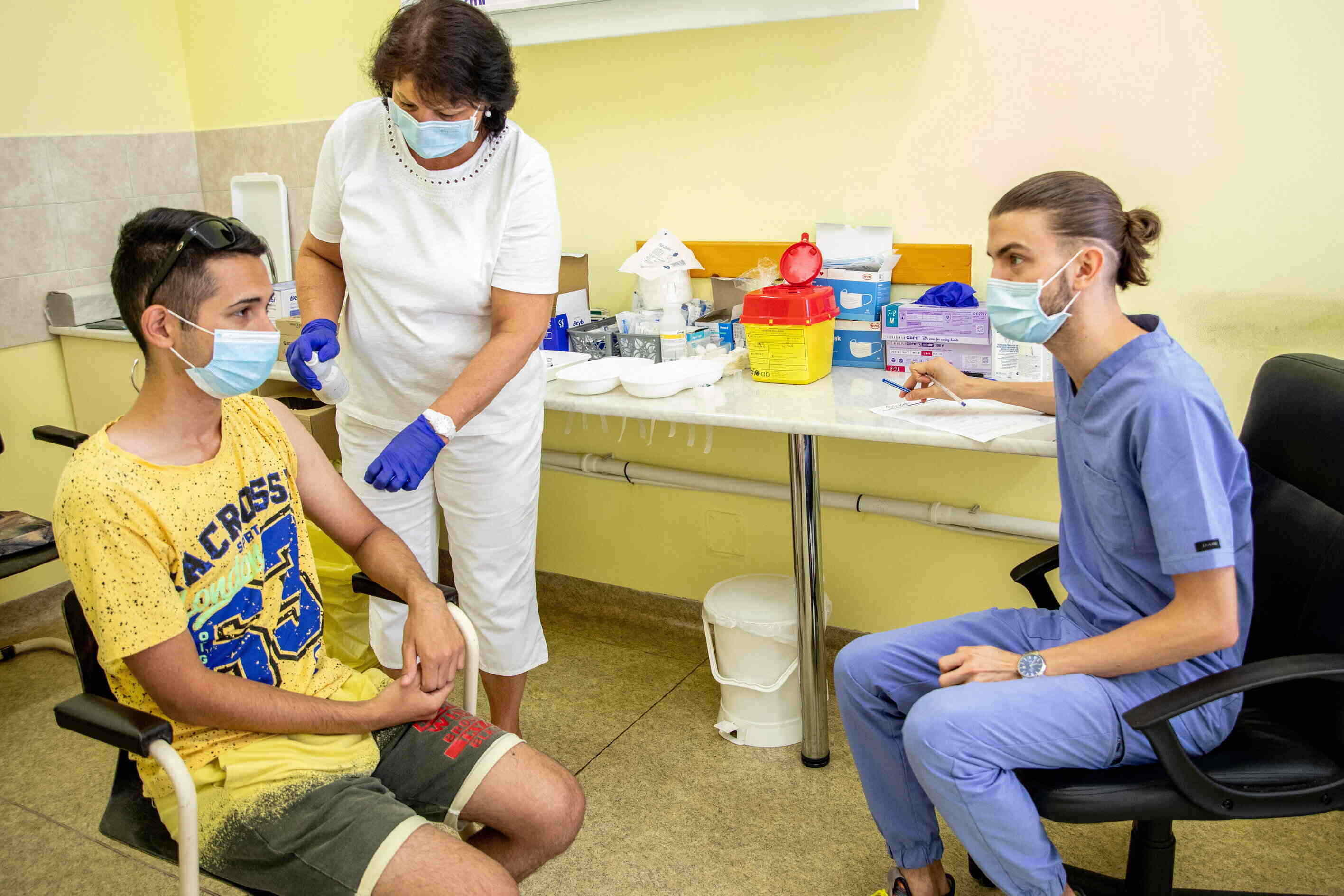 vaccine in hungary