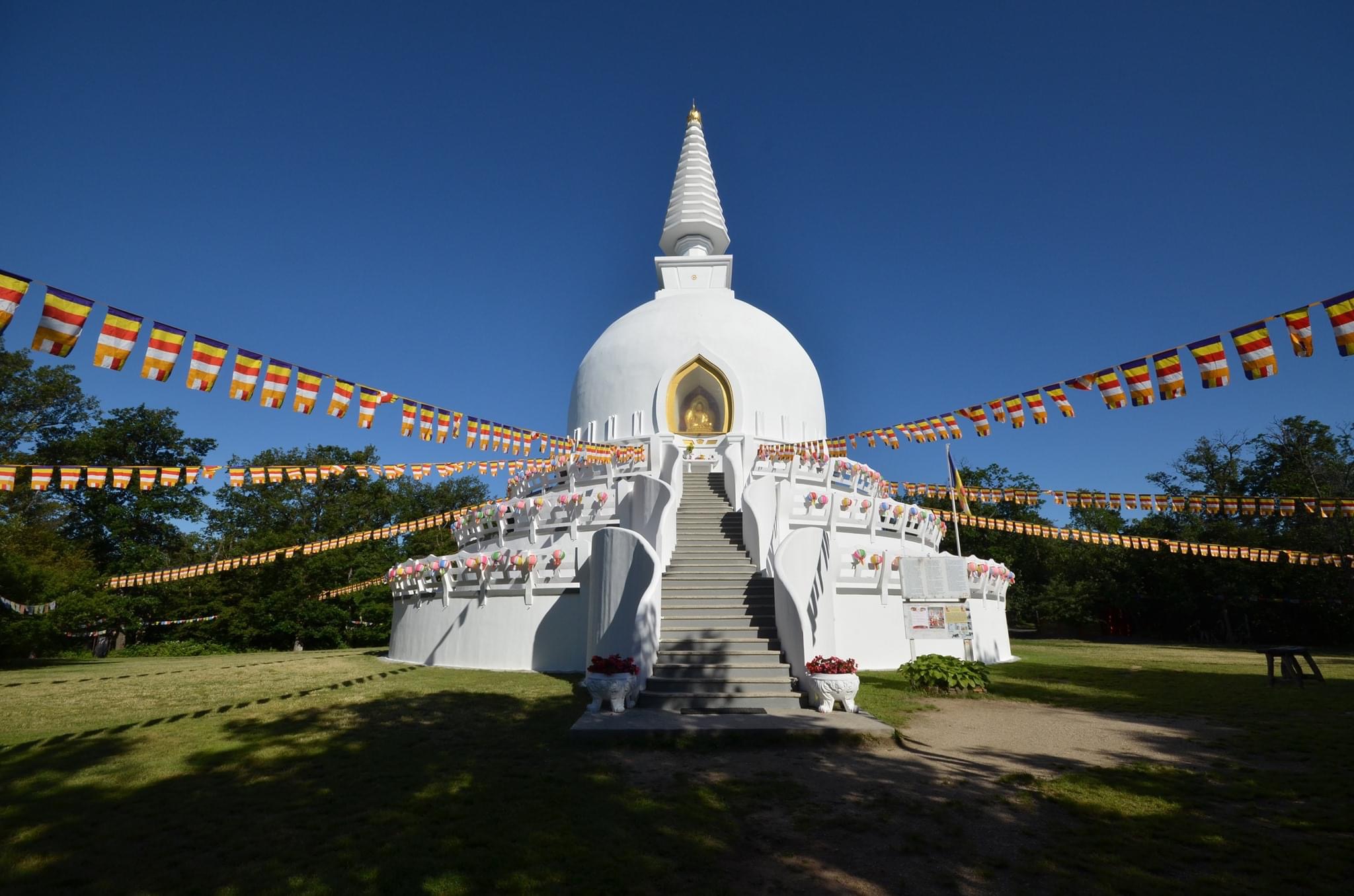 Peace buddhism tourism