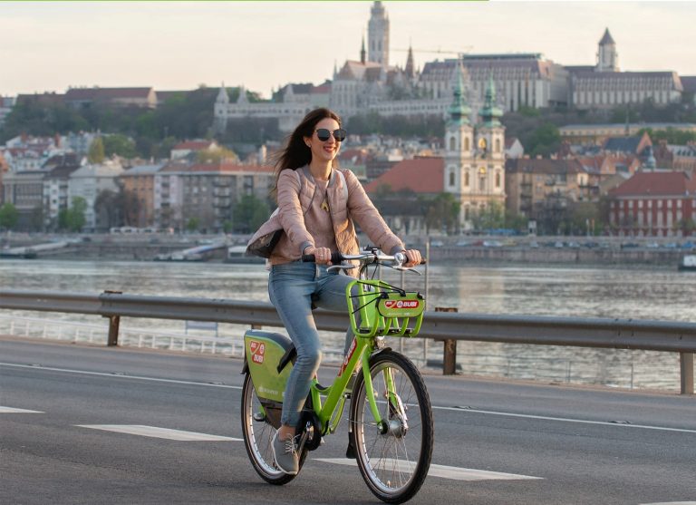 Budapest Mol Bubi bike tourist traps