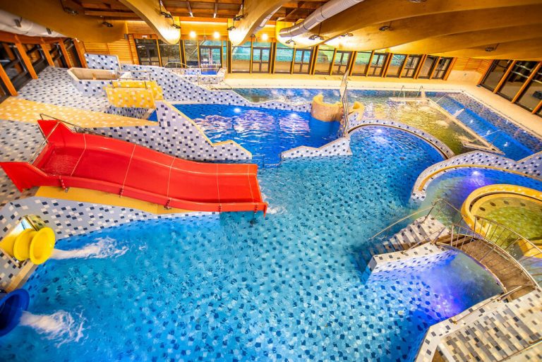 Harkany-thermal-spa-adventure-pool