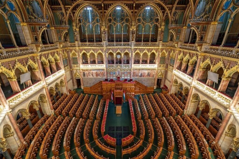 Hungarian Parliament Interior 3