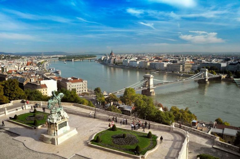 buda castle dome