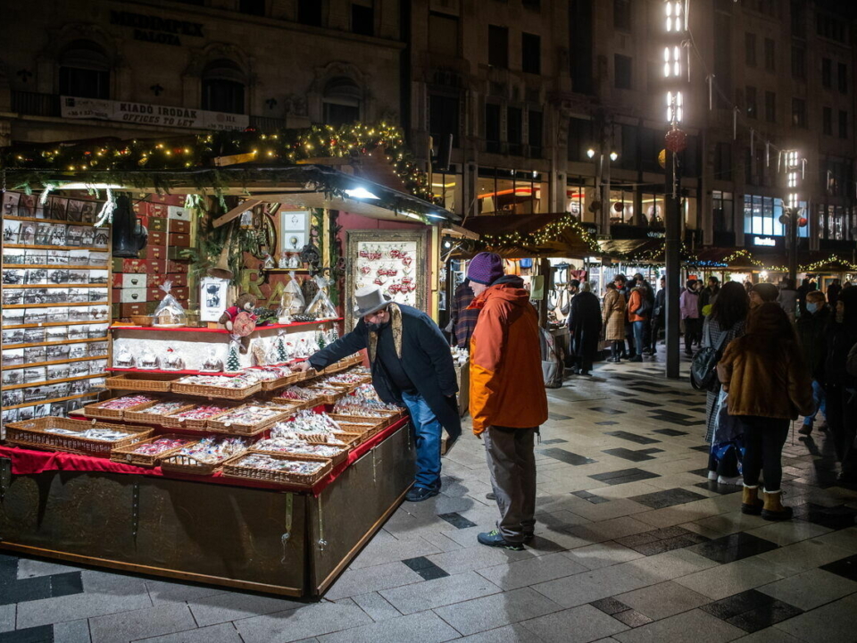 Christmas Market Budapest Vörösmarty Square