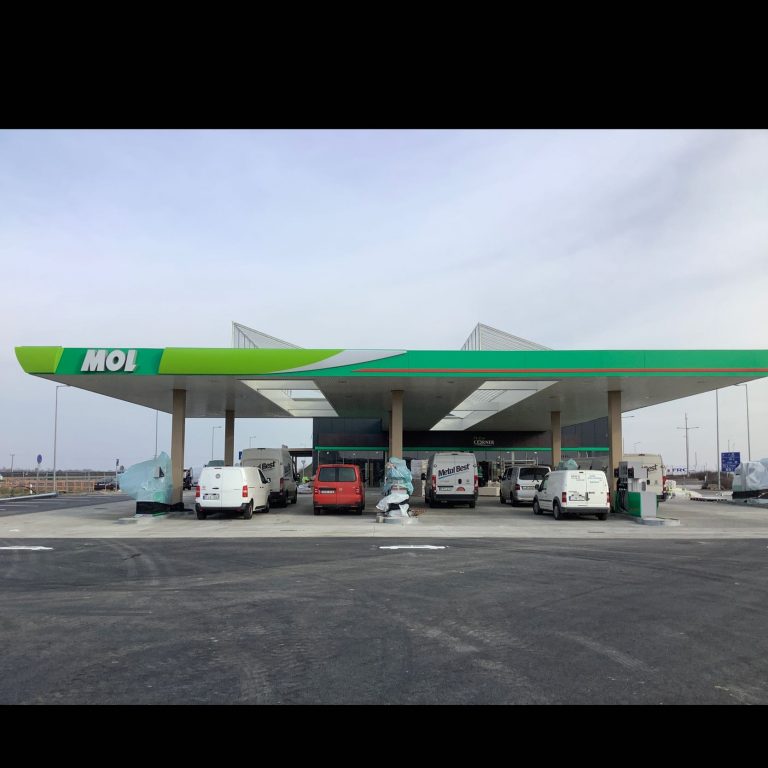 Fuel station