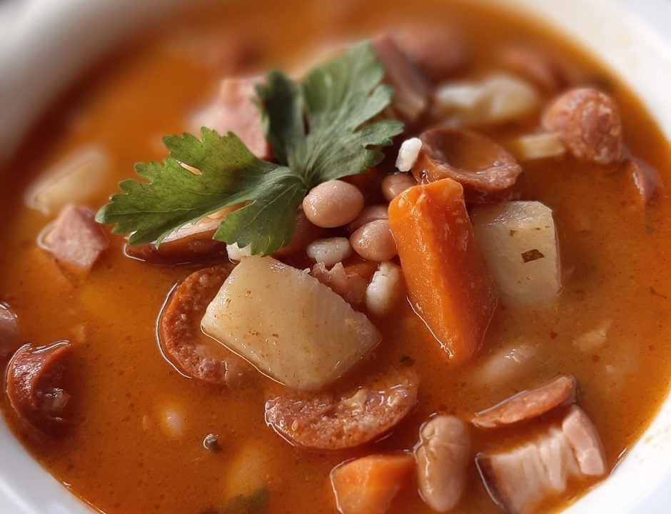 ハンガリー料理 城海豆のスープ