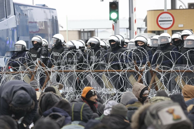 poland belarus EU fence