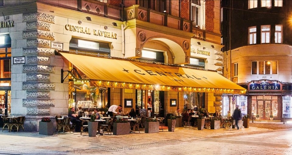 Central Café and Restaurant