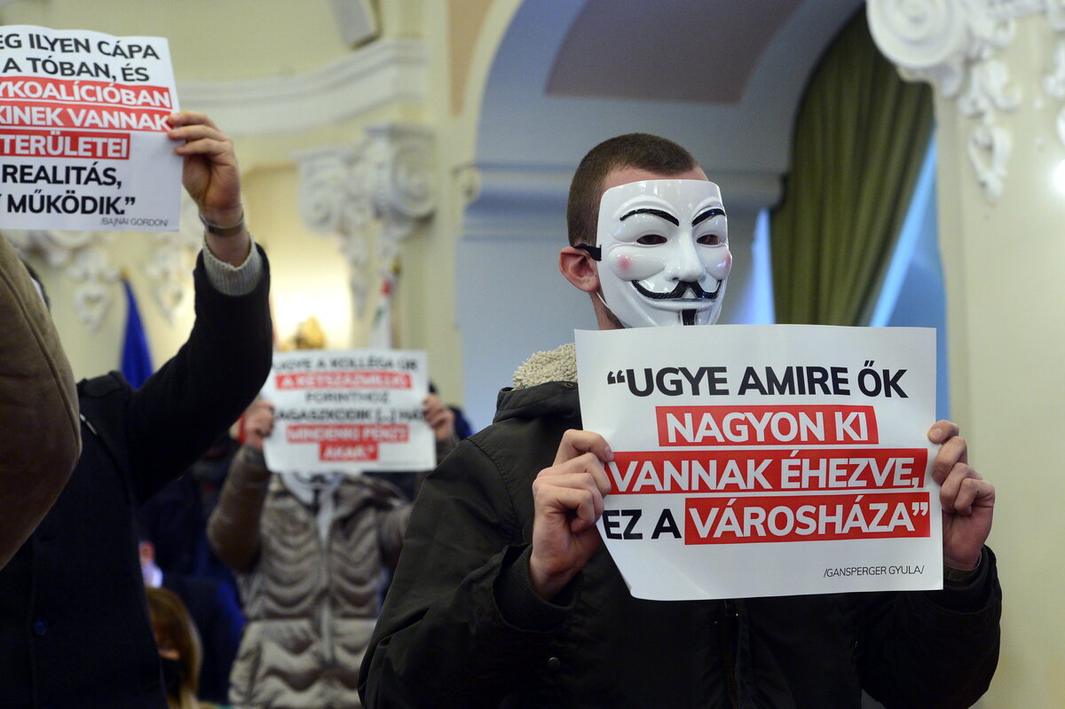City-Hall-business-demonstrator