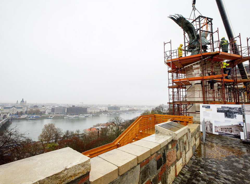 Turul Budapest restoration