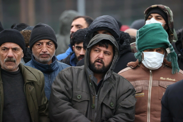 Migration illégale Illegális Bevándorlás Migráció