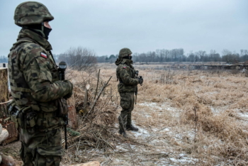 Illegal Migration Poland Border Defence Patrol Soldier Military