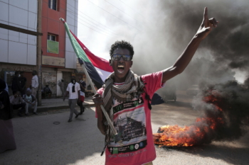 सूडान में विरोध प्रदर्शन