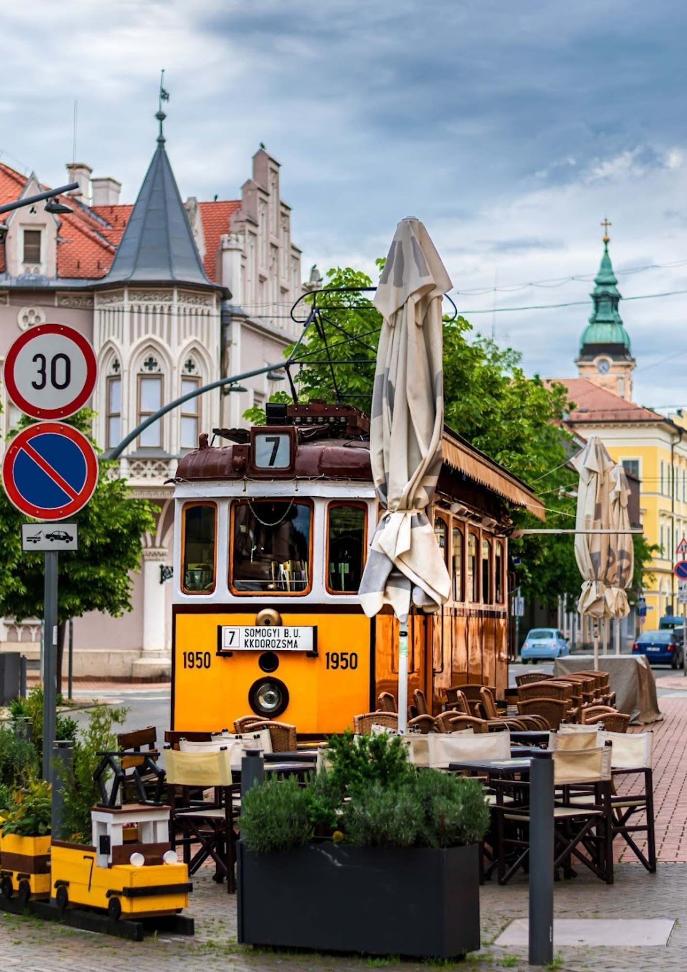 Romantic one-day trip in Hungary Szeged