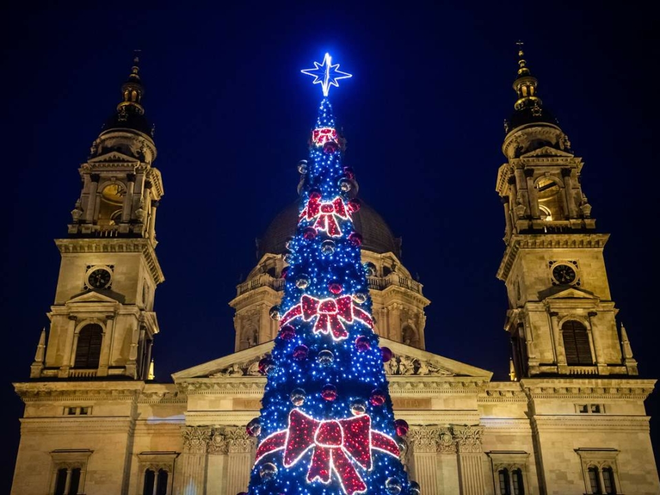 Різдво Угорщина базиліка адвентний ярмарок