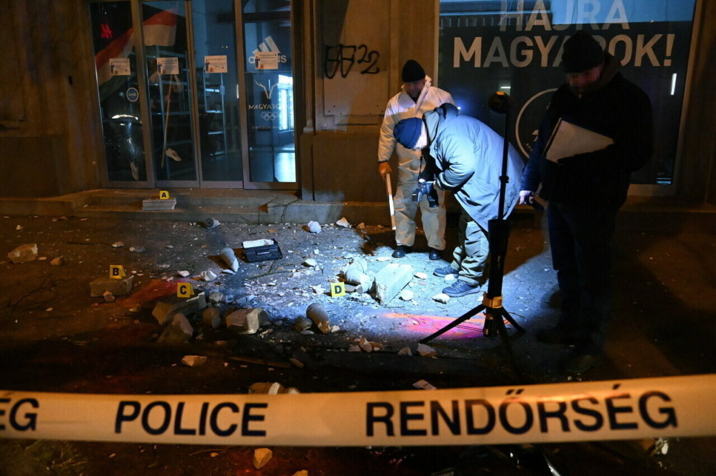布達佩斯陽台倒塌，一名婦女死亡