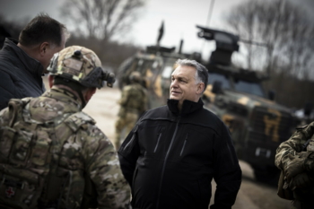 ハンガリーのヴィクトル・オルバン首相がハンガリーとウクライナの国境を訪問
