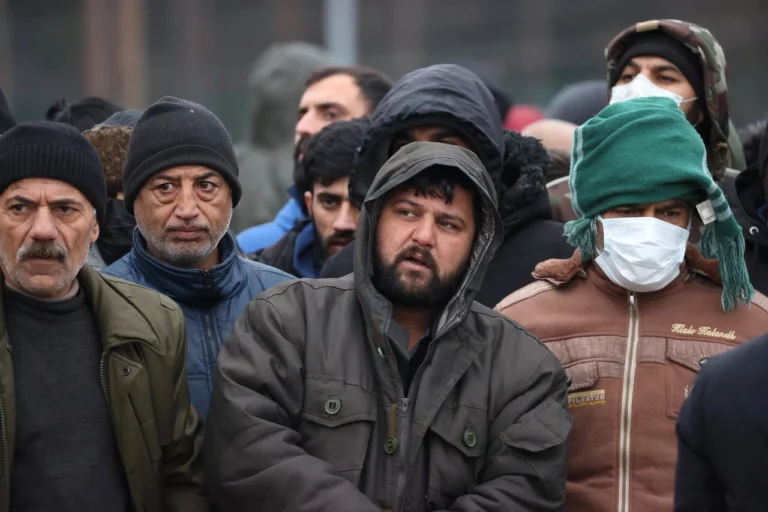 Illegal Migrant Border Fence Hungary