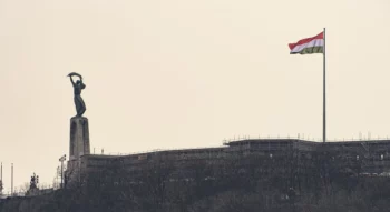 Maďarská vlajka v Citadele