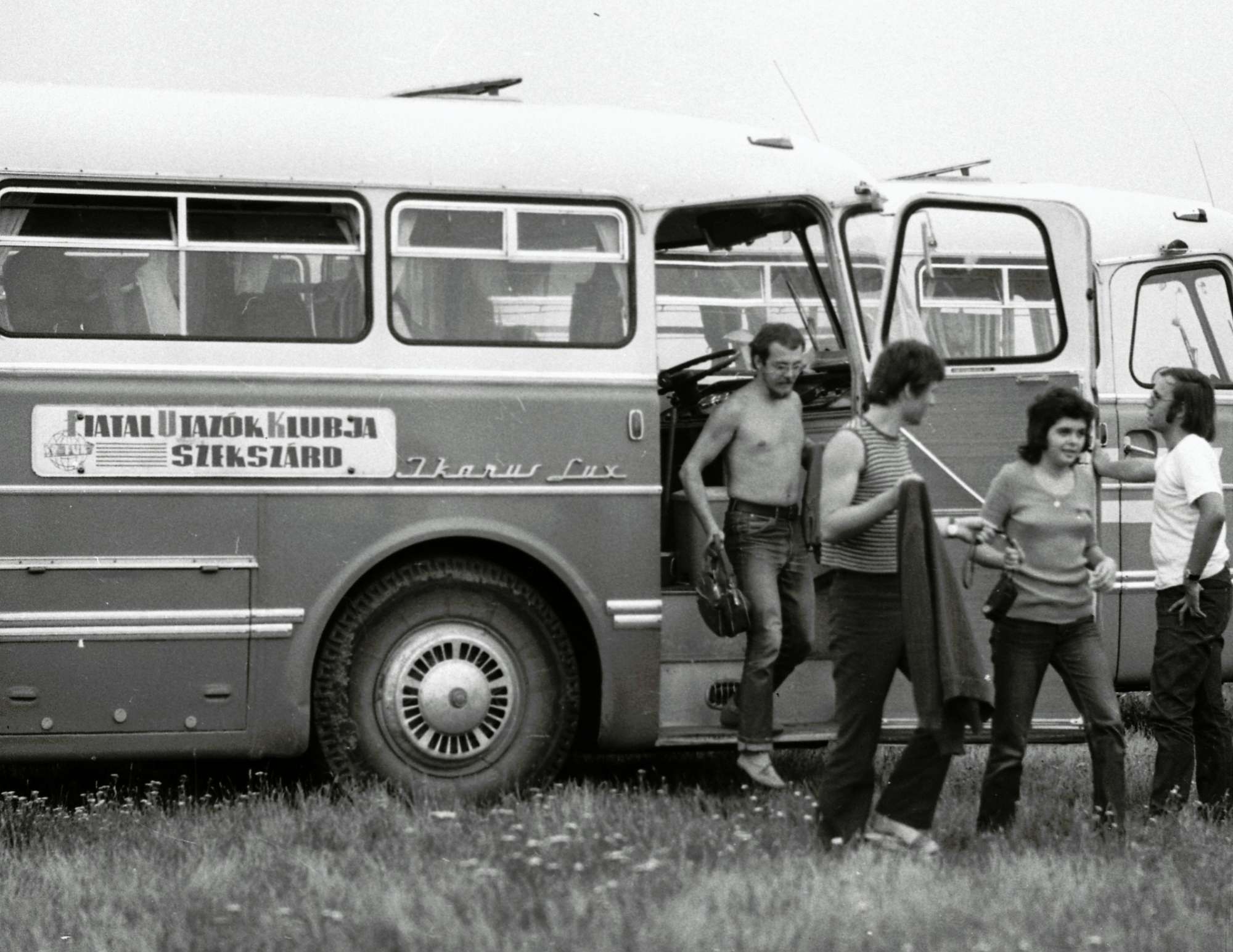 The-Ikarus-bus-2