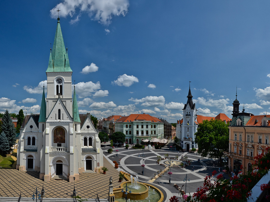 kossuth square kaposvár