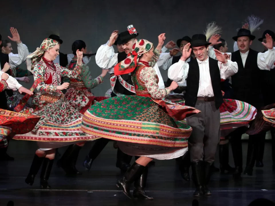 Hungarian folk music and dance