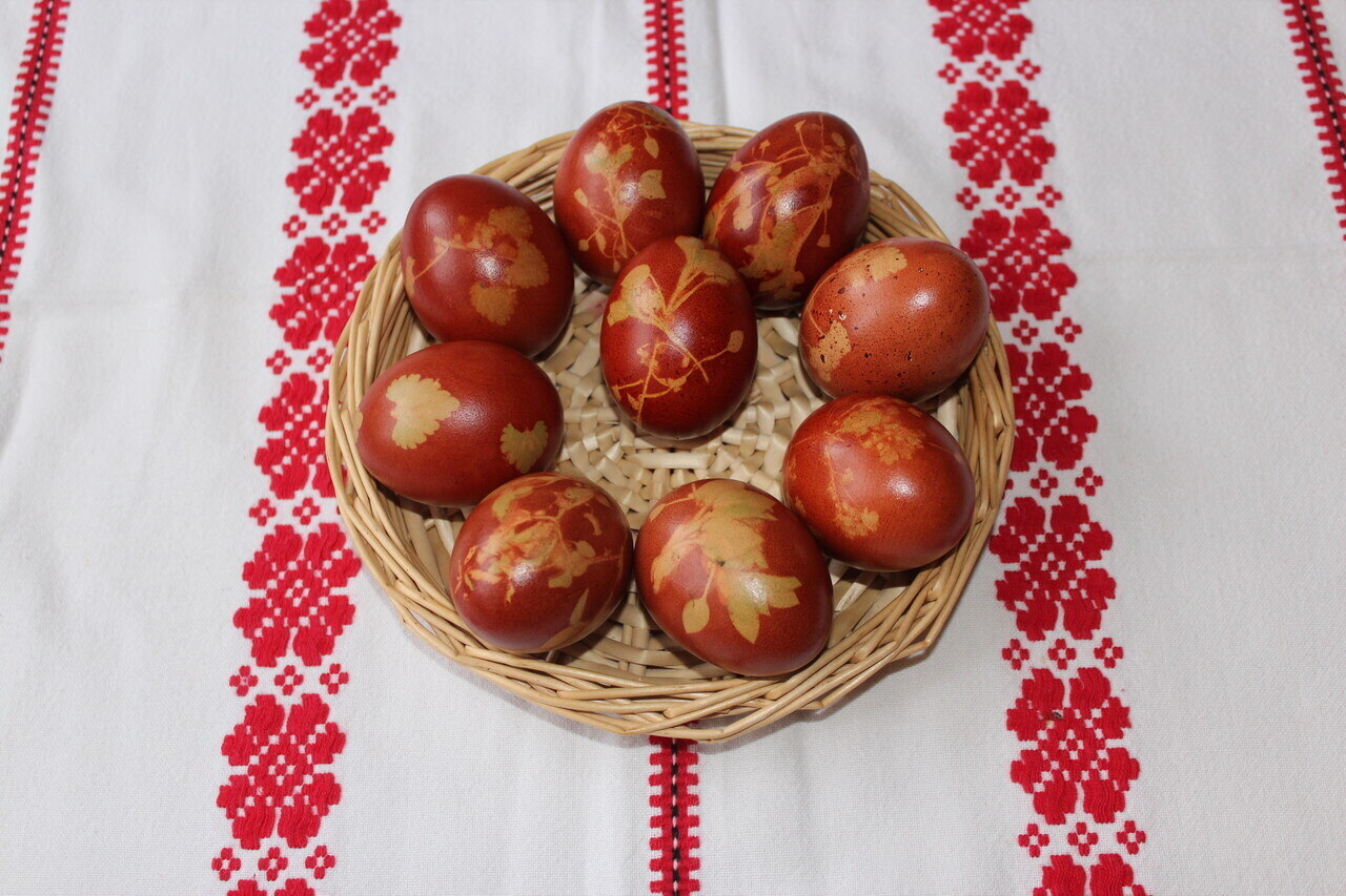 batik painted eggs